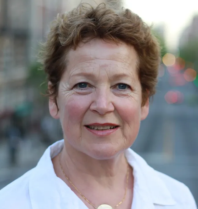Dorothea Von Mücke